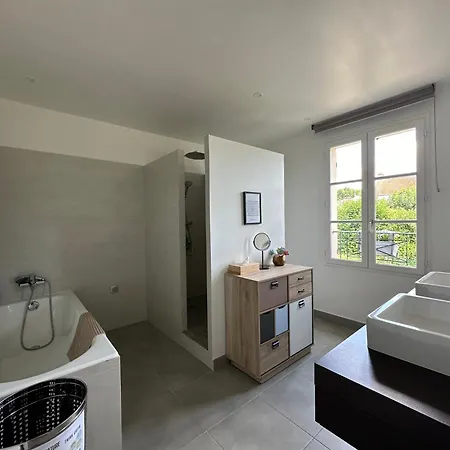 Les Persiennes * Auvers-sur-Oise